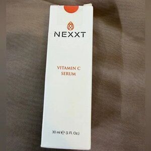 NEXXT Vitamin C Serum NIB